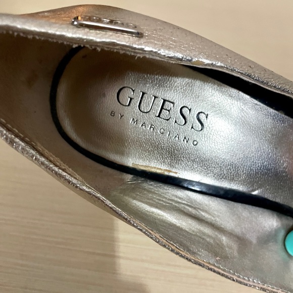 Guess Gold n Black Peep Toe Heels - Size 6.5 - Picture 4 of 6
